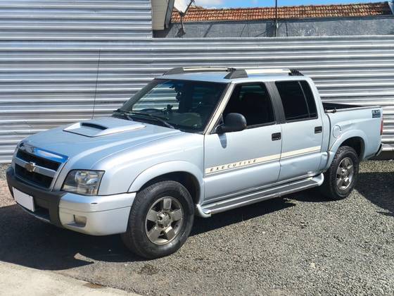 CHEVROLET S10 2.4 MPFI EXECUTIVE 4X2 CD 8V FLEX 4P MANUAL CHEVROLET S10 2.4 MPFI EXECUTIVE 4X2 CD 8V FLEX 4P MANUAL